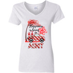 Gnomes Holding Hearts Happiness is being an Aunt Valentine’s Day Gift Shirt