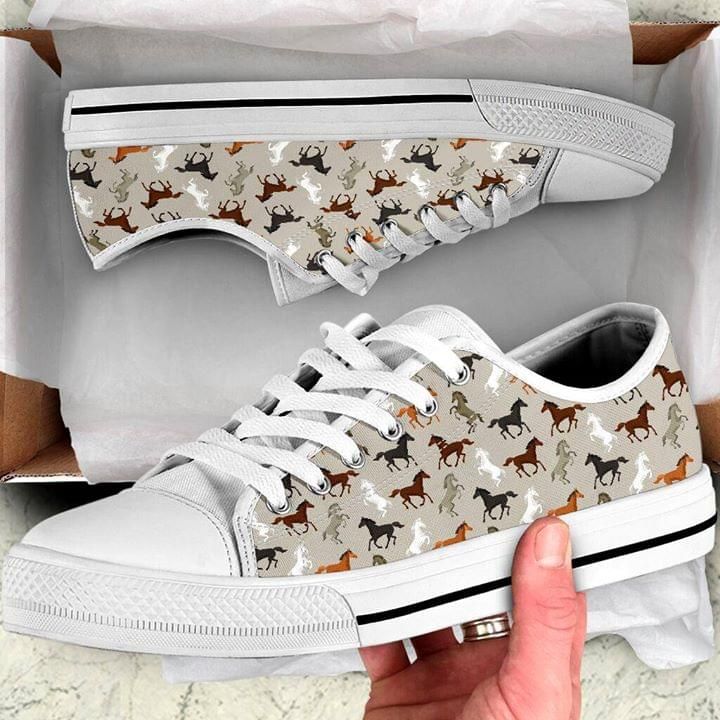 Horse Pattern Low Top Shoes