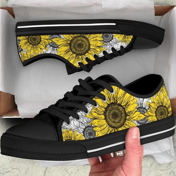 Sunflowers Printed On Low Top Shoes PAN