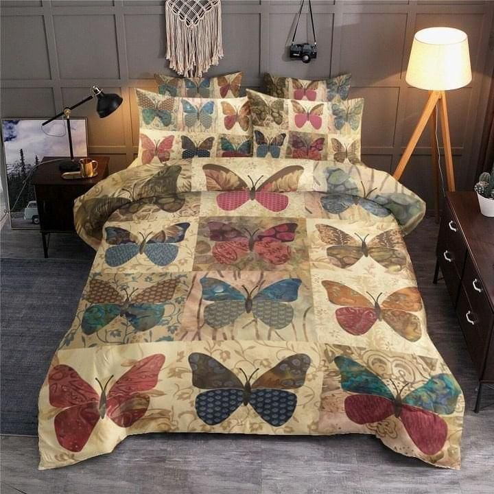 Butterflies Printed On Bedding Set