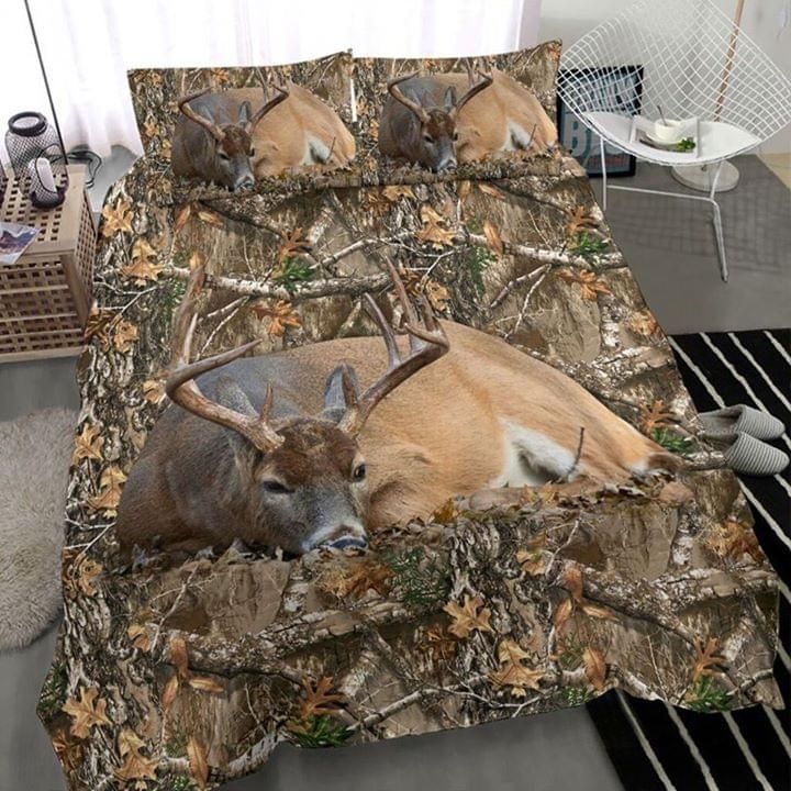 Deer Lying Hunting Bedding Set