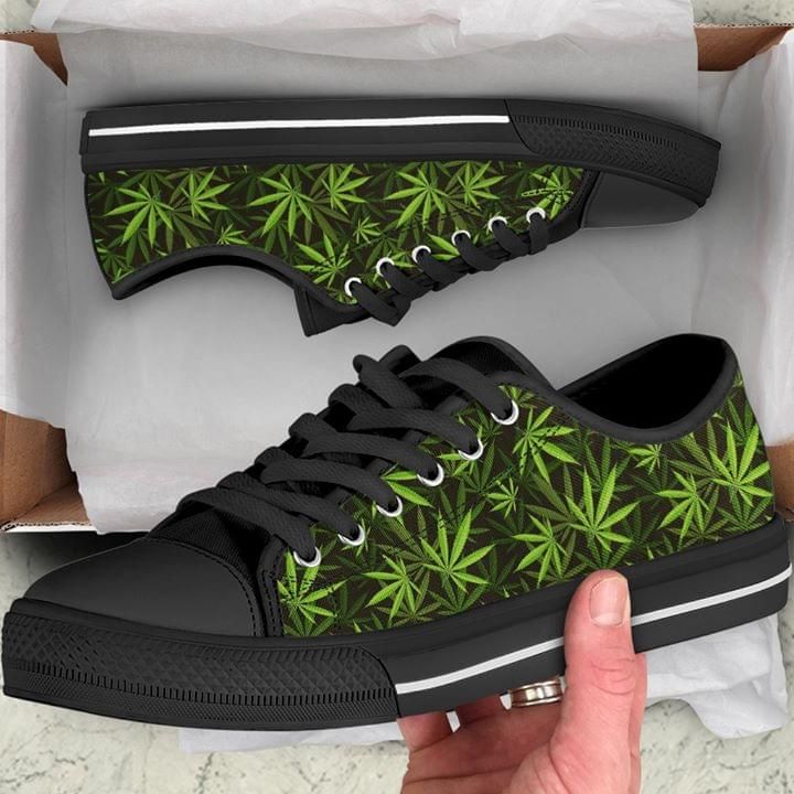 Green Weed Leaf Low Top Shoes