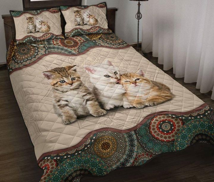 Cats Mandala Pattern Quilt Set