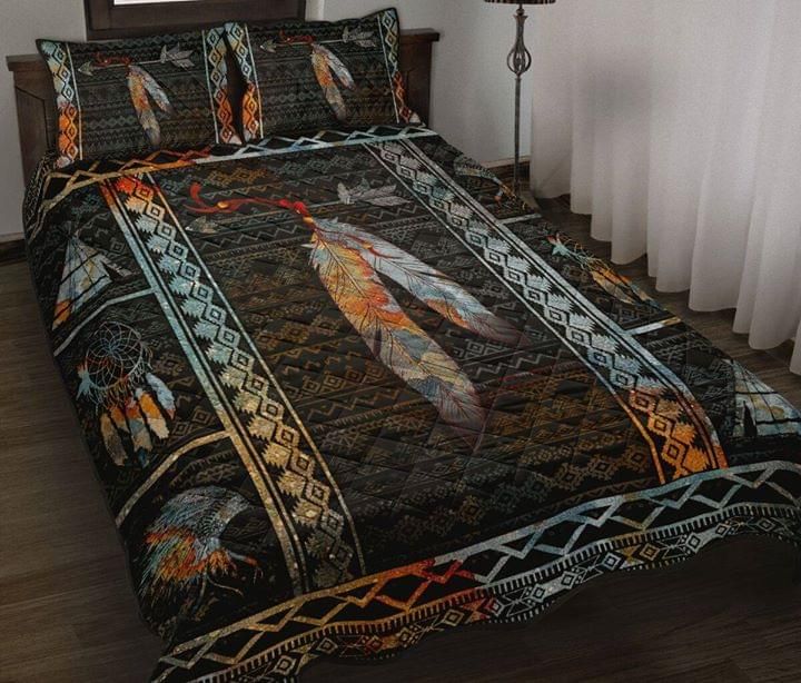 Feather Native American Quilt Set