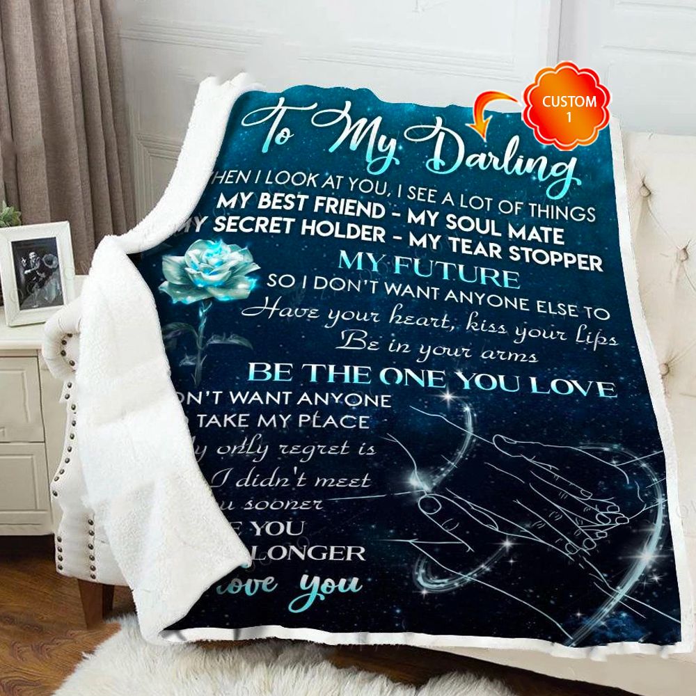 Personalized Gift For Wife Fleece Blanket When I Look At You I See A Lot Of Things