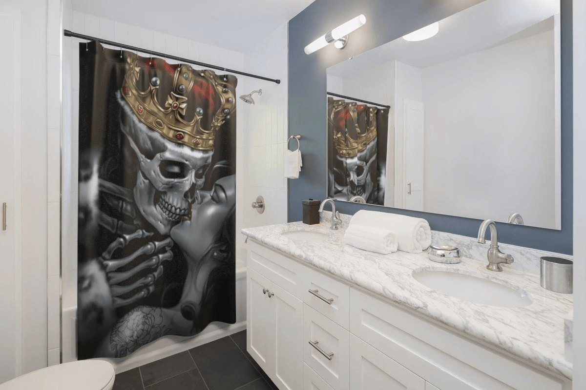 King And Queen Skull Shower Curtain