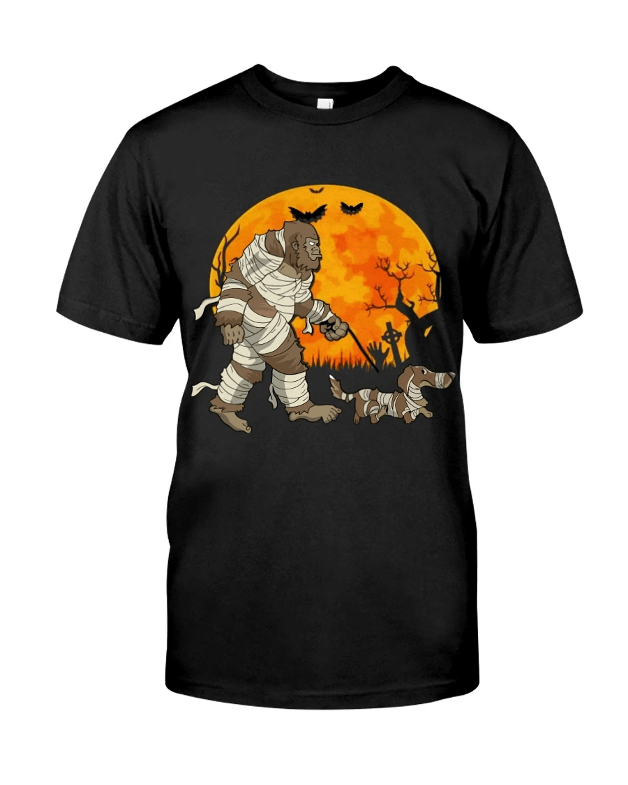 Bigfoot Dachshund Halloween T-Shirt