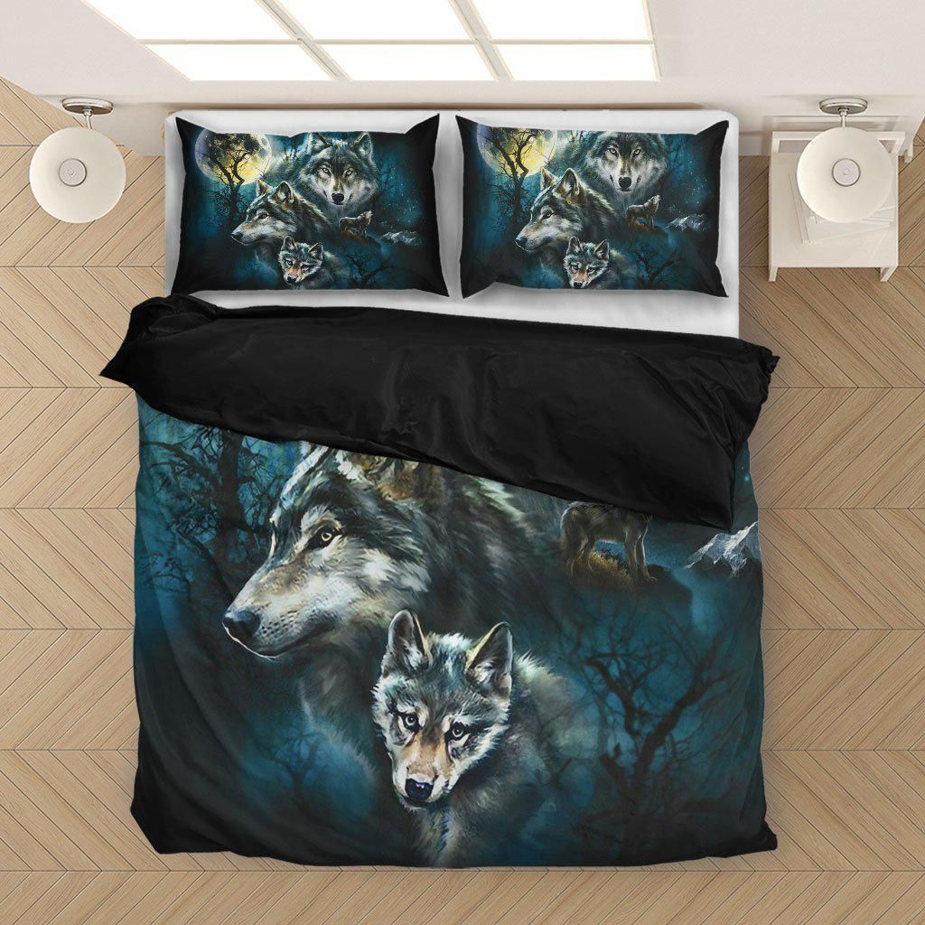 Wolf & Moonlight Bedding Set