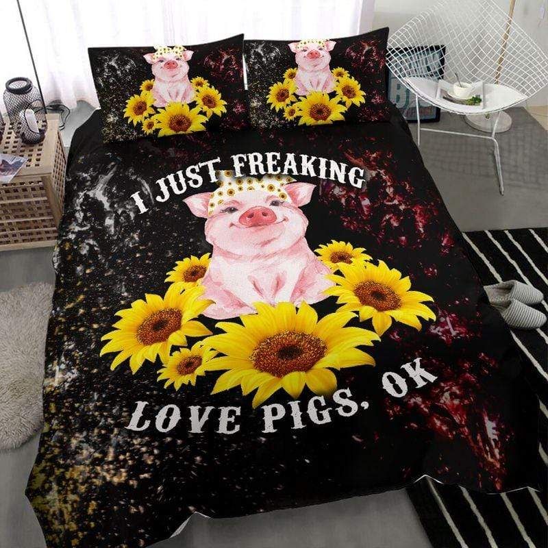 I Just Freaking Love Pigs Duvet Cover Bedding Set