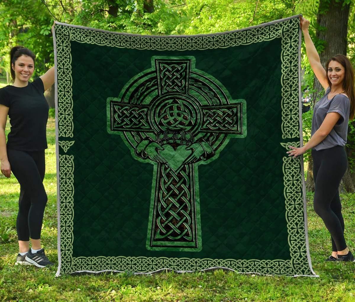 Saint Patrick's Day Irish Decoration Celtic Cross Quilt