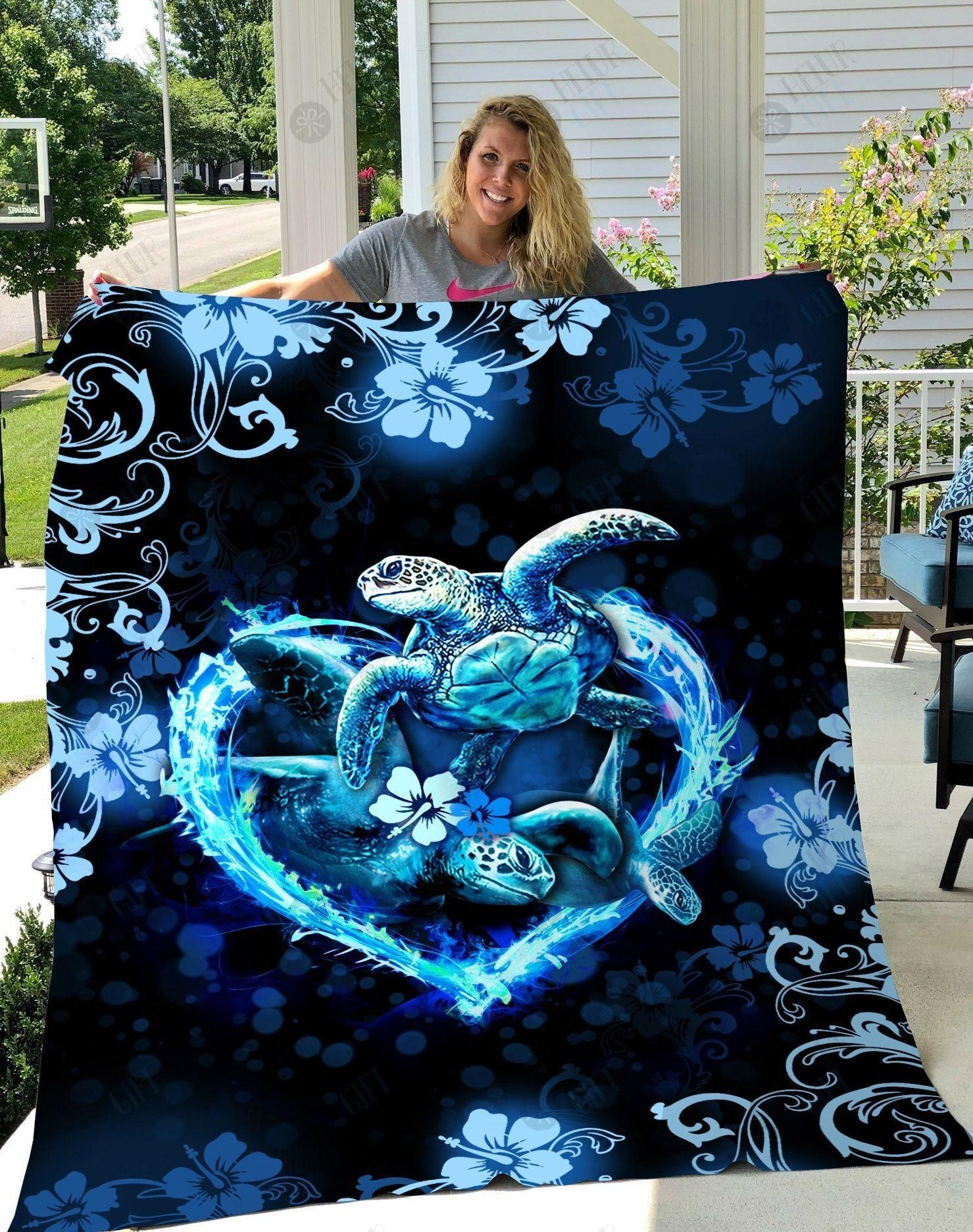 Heart Blue Turtle Quilt