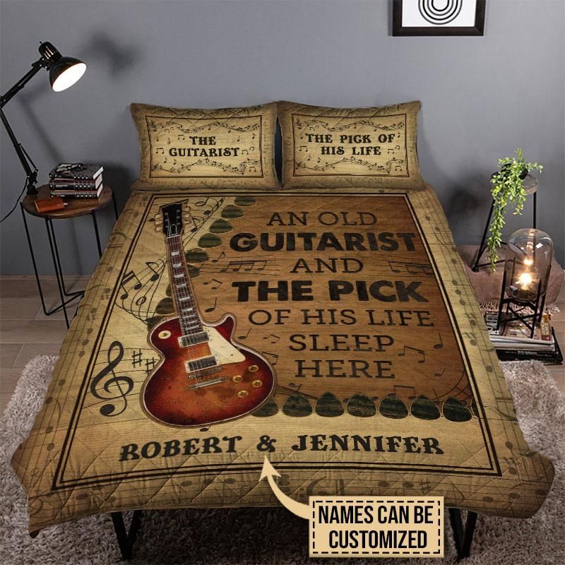 Personalized Les Paul Old Couple Sleep Here Customized Quilt Set
