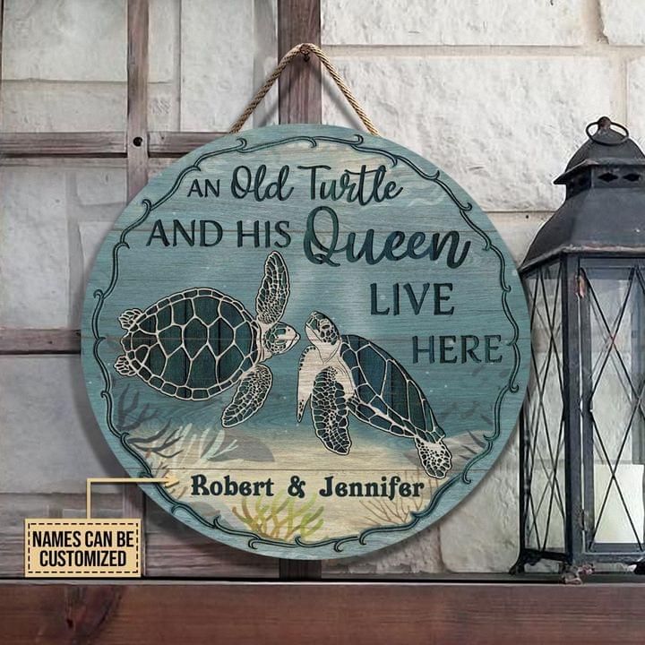 Personalized Gift For Couple Turtle Wood Circle Sign An Old Turtle And His Queen Live Here