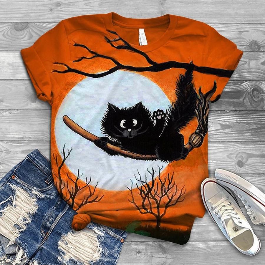 Raccoon Witch In The Moon T-shirt