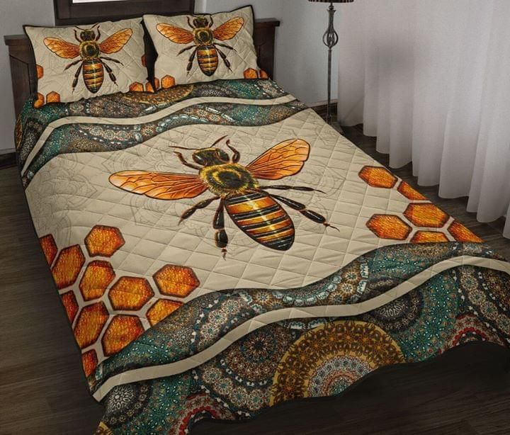 Bee Mandala Quilt Set