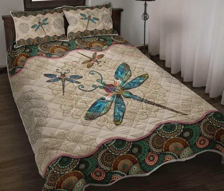 Dragonfly Pattern Quilt Set
