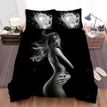 People Sensual Woman With Waving Bed Sheets Spread Comforter Duvet Cover Bedding Sets