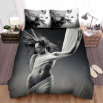 People Sensual Woman In Cloth Bed Sheets Spread Comforter Duvet Cover Bedding Sets