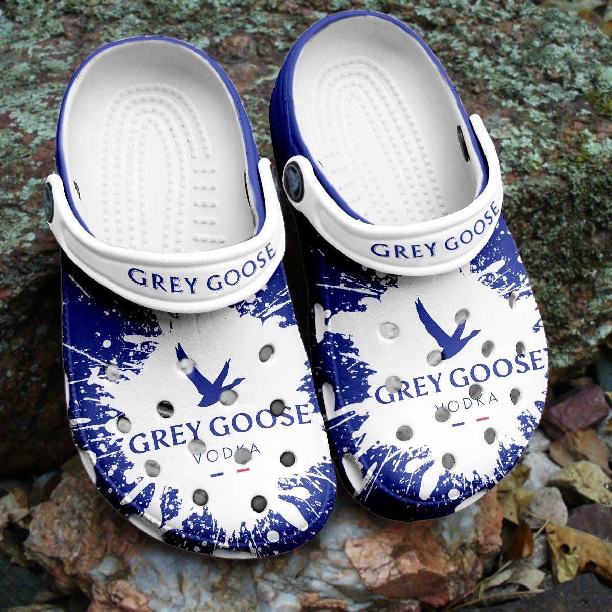 If you'd like to purchase a pair of Crocband Clogs, be sure to check out the official website. 131