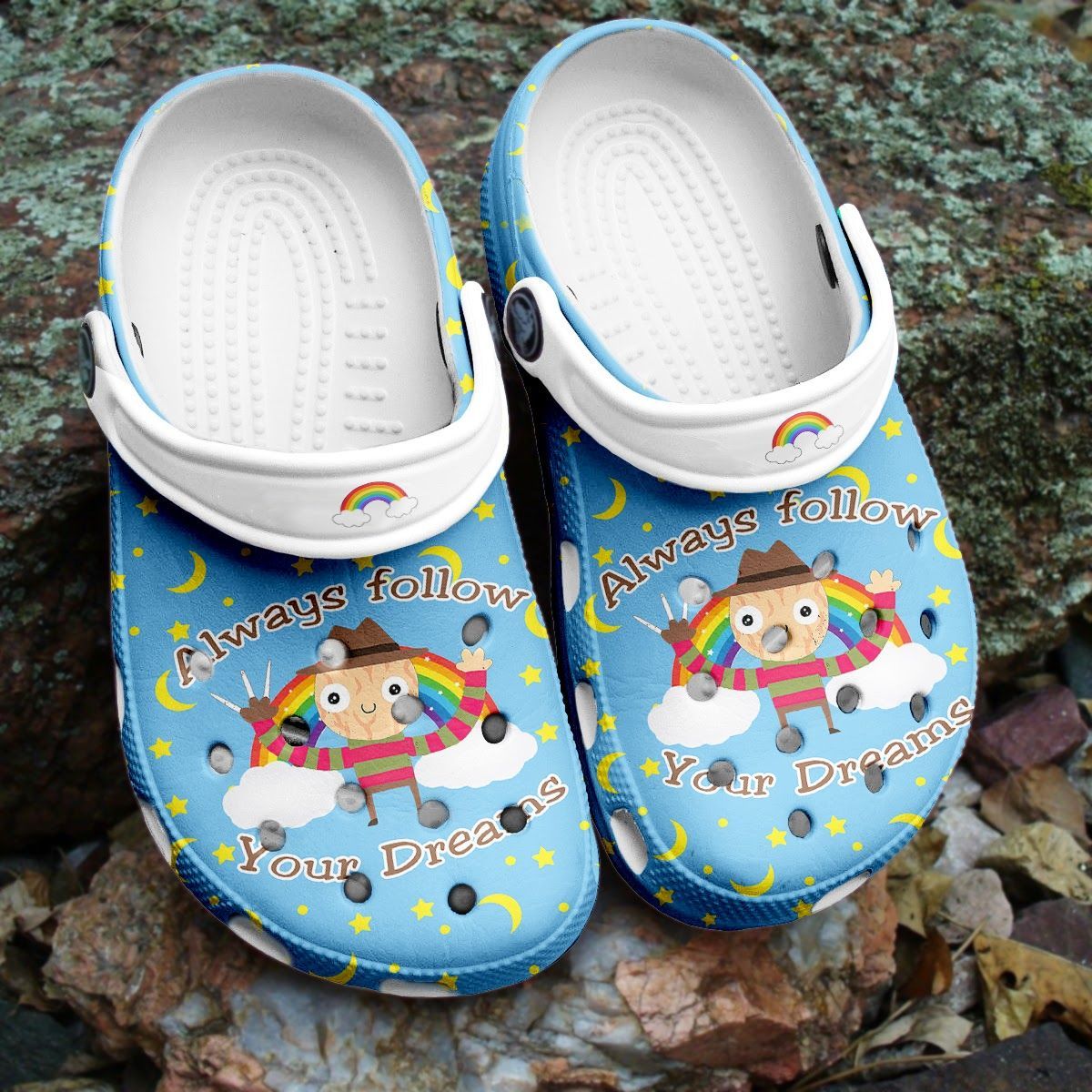 If you'd like to purchase a pair of Crocband Clogs, be sure to check out the official website. 188