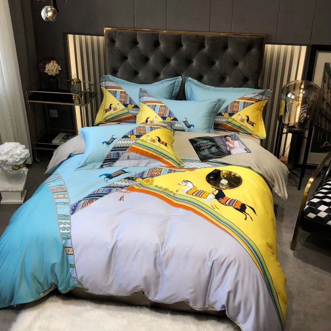 Let me show you about some luxury brand bedding set 2022 29