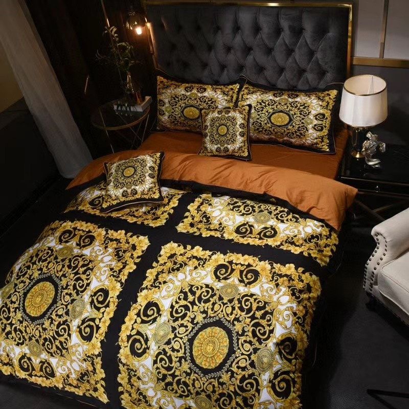 Let me show you about some luxury brand bedding set 2022 42