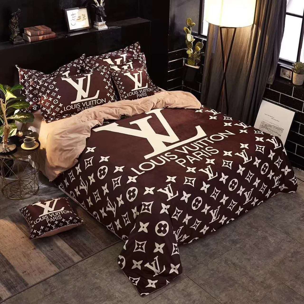 Let me show you about some luxury brand bedding set 2022 25