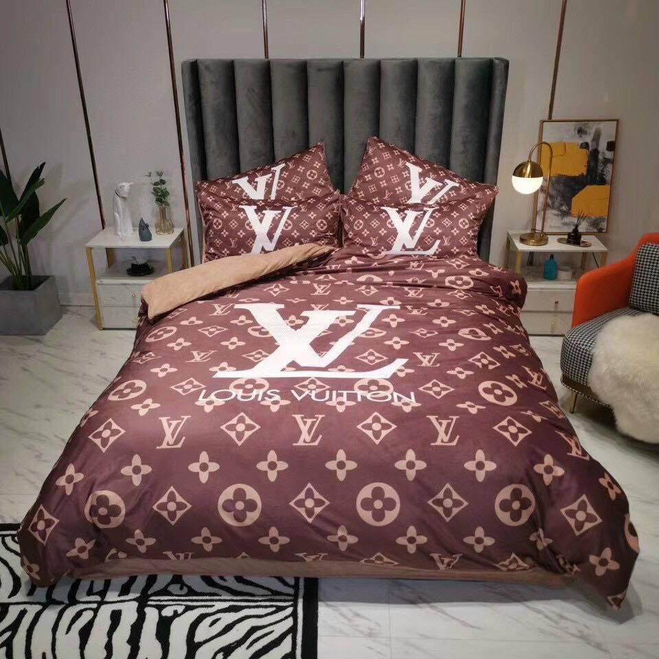 Let me show you about some luxury brand bedding set 2022 102