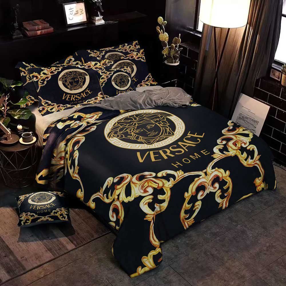 Let me show you about some luxury brand bedding set 2022 147