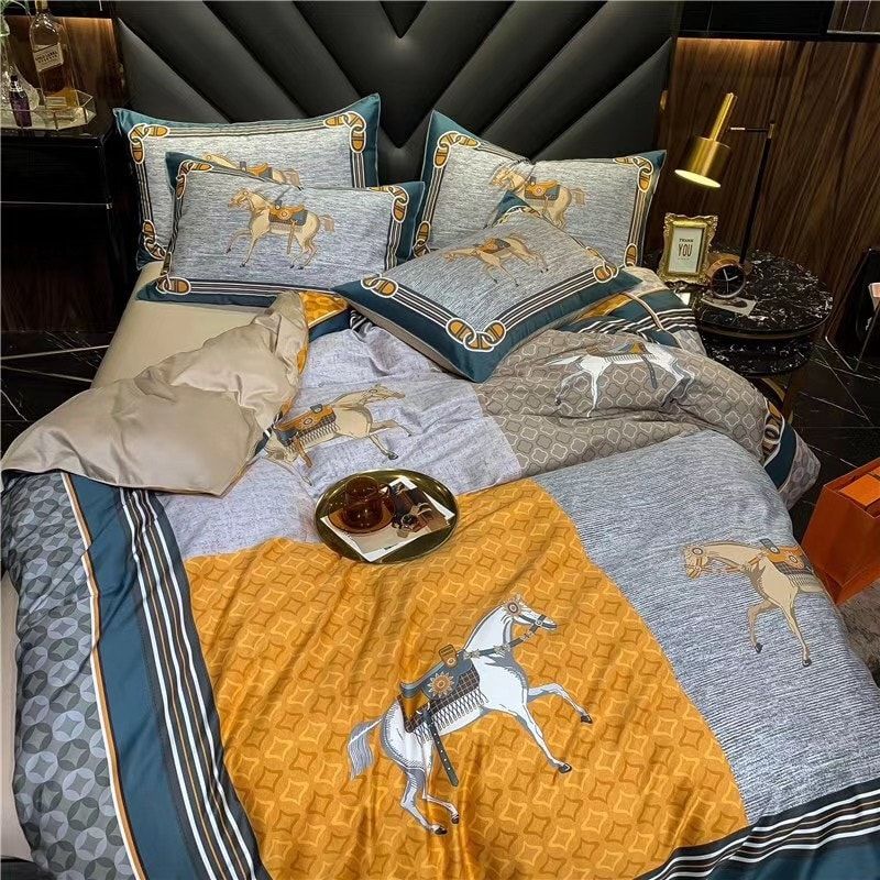 Let me show you about some luxury brand bedding set 2022 128