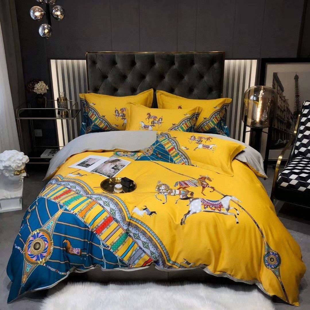 Let me show you about some luxury brand bedding set 2022 166