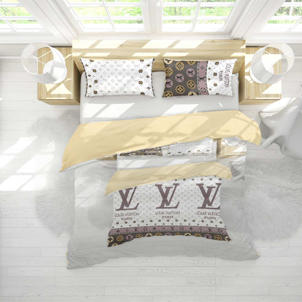 Let me show you about some luxury brand bedding set 2022 159