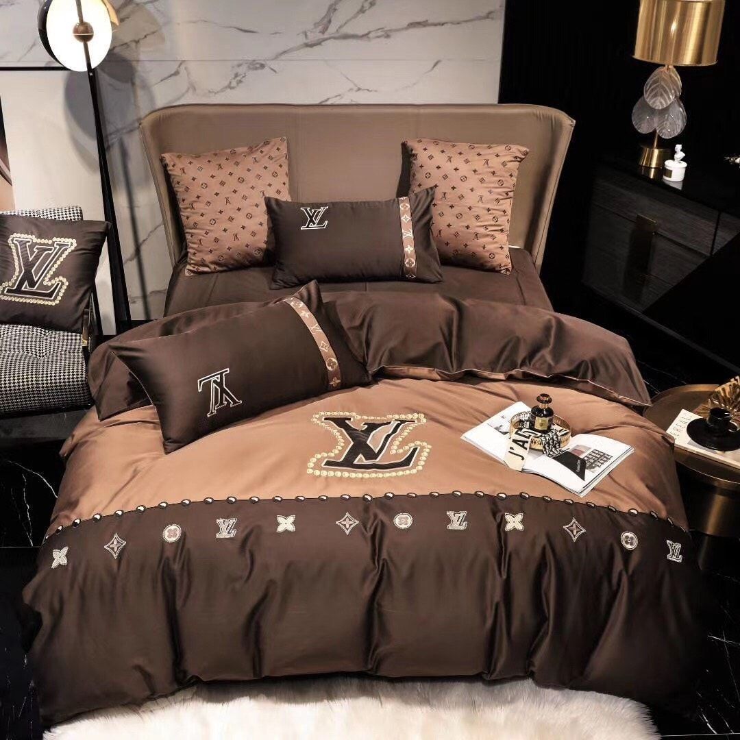 Let me show you about some luxury brand bedding set 2022 160