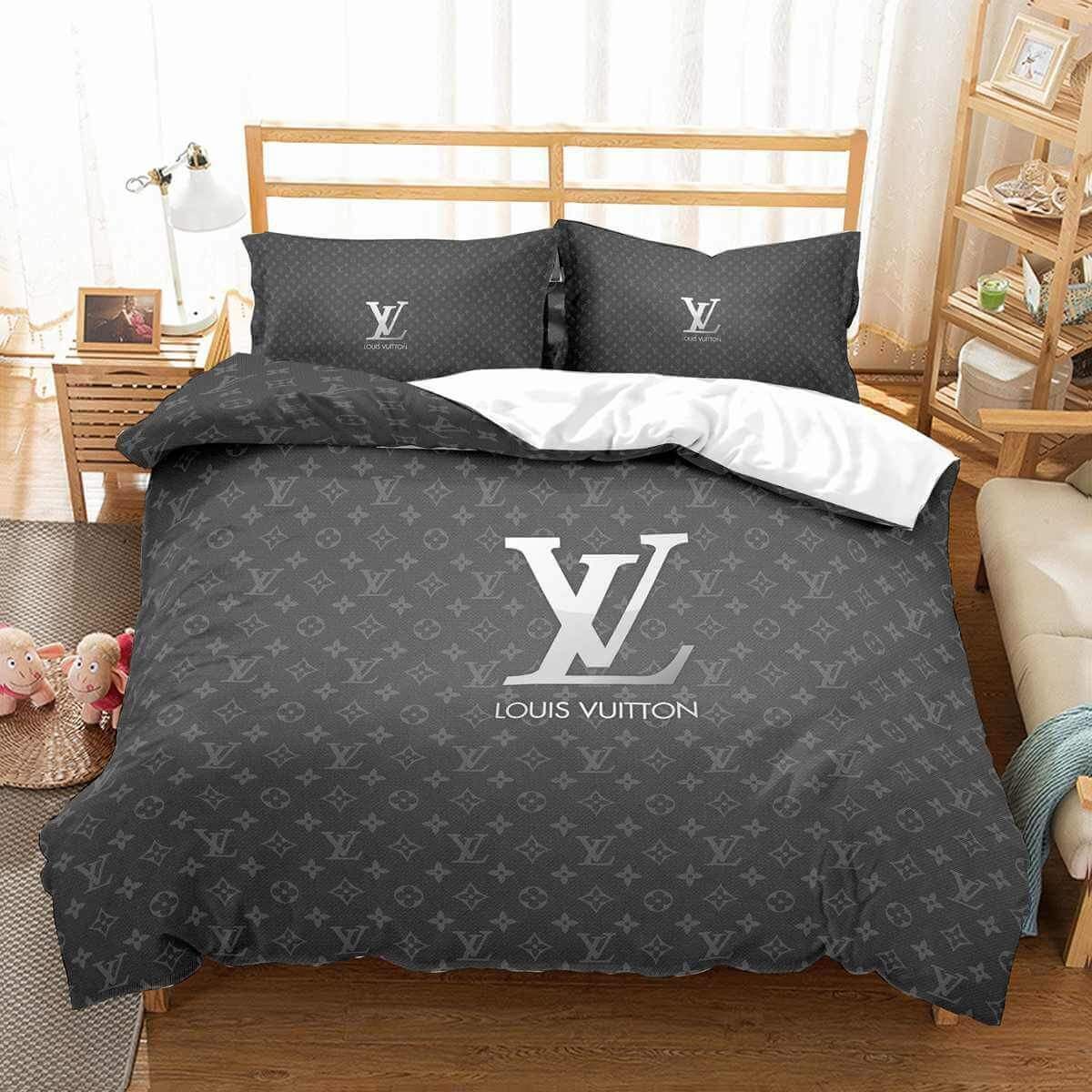 Let me show you about some luxury brand bedding set 2022 158