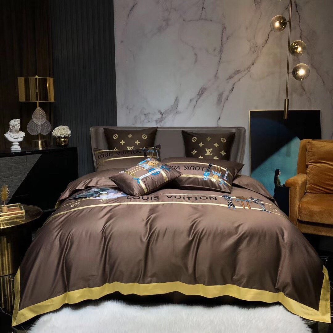 Here are some of my favorite bedding sets you can find online at a great price point 195