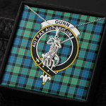 1sttheworld Jewelry - Gunn Ancient Clan Tartan Crest Graceful Love Giraffe Necklace A7 | 1sttheworld