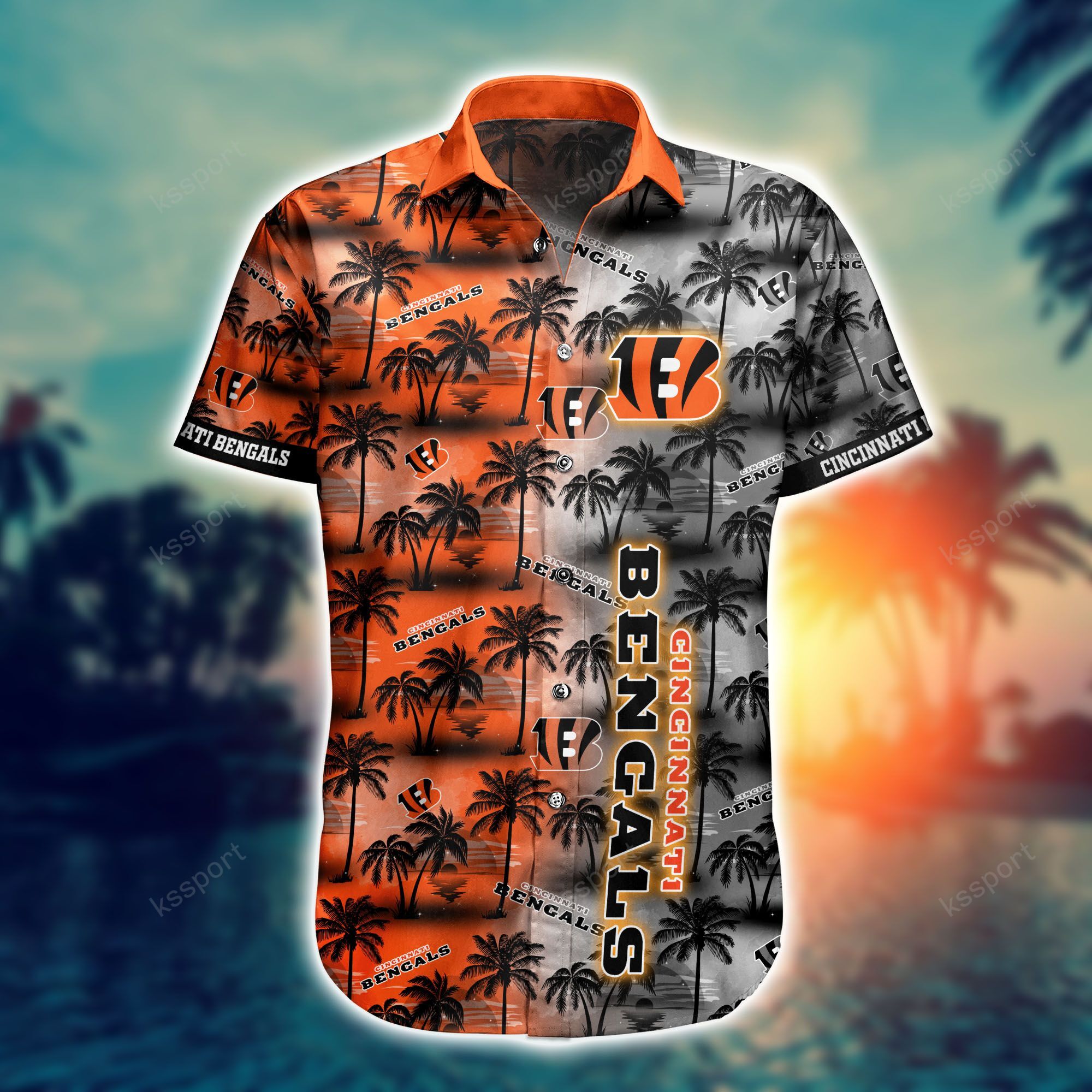 Hawaiian shirt and shorts is a great way to look stylish at a beach party 135