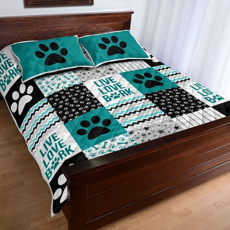 Live Love Bark Paw Shape Quilt Bedding Set SU280404