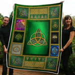 Trinity Knot Irish Symbol Fleece Blanket - Quilt Blanket | St Patrick'S Day Gifts
