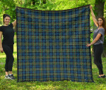 Scottish Colquhoun Ancient Clan Tartan Quilt Original - TH8