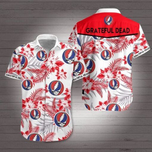 This short sleeve Hawaiian shirt is an option for a cool urban look 389