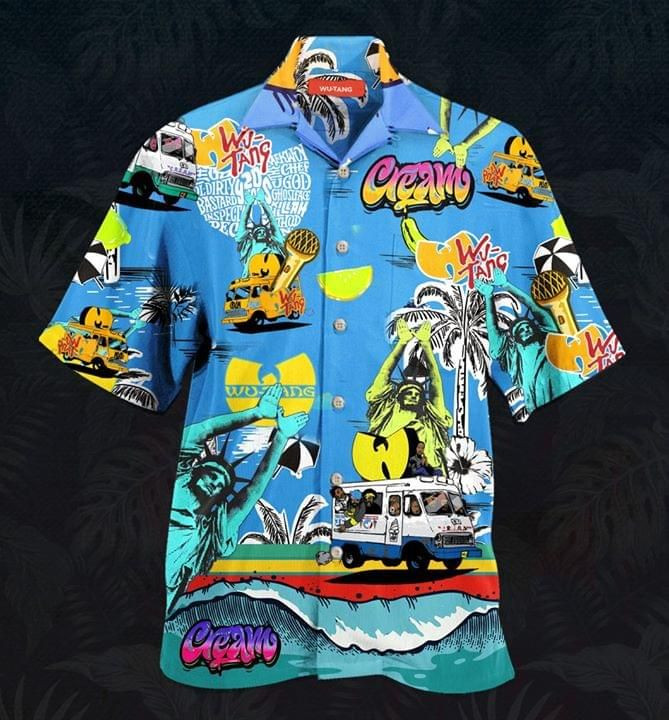 This short sleeve Hawaiian shirt is an option for a cool urban look 455