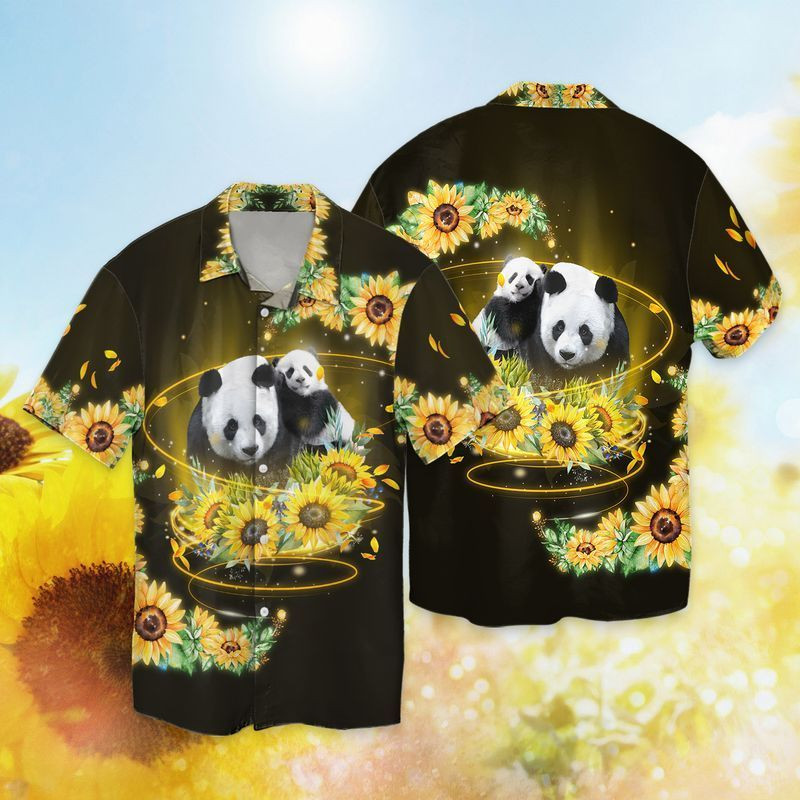 This style of Hawaiian shirt is great for the beach 345