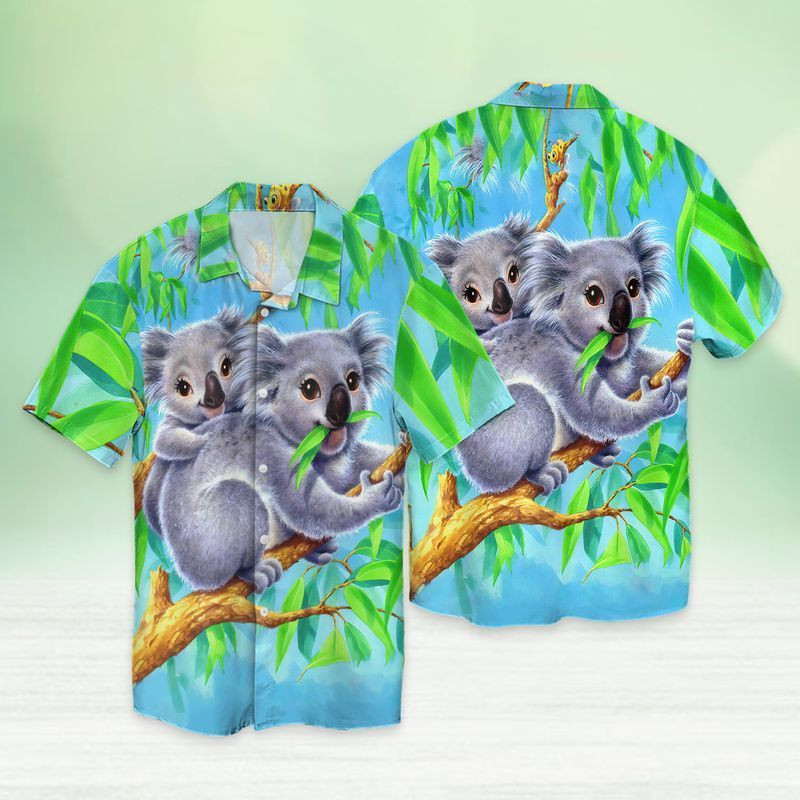 This style of Hawaiian shirt is great for the beach 335