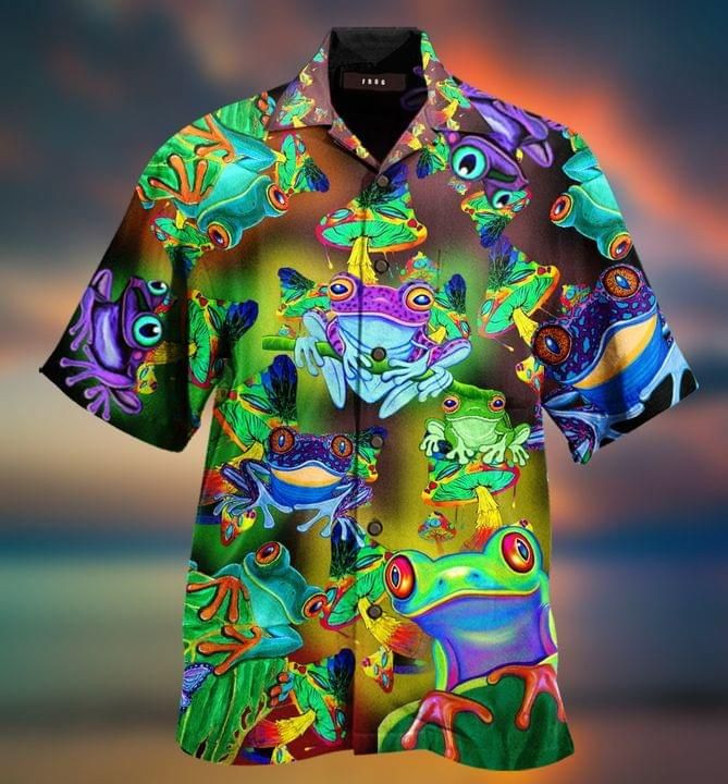 Consider buying a Hawaiian shirt to have a casual and comfortable look 35