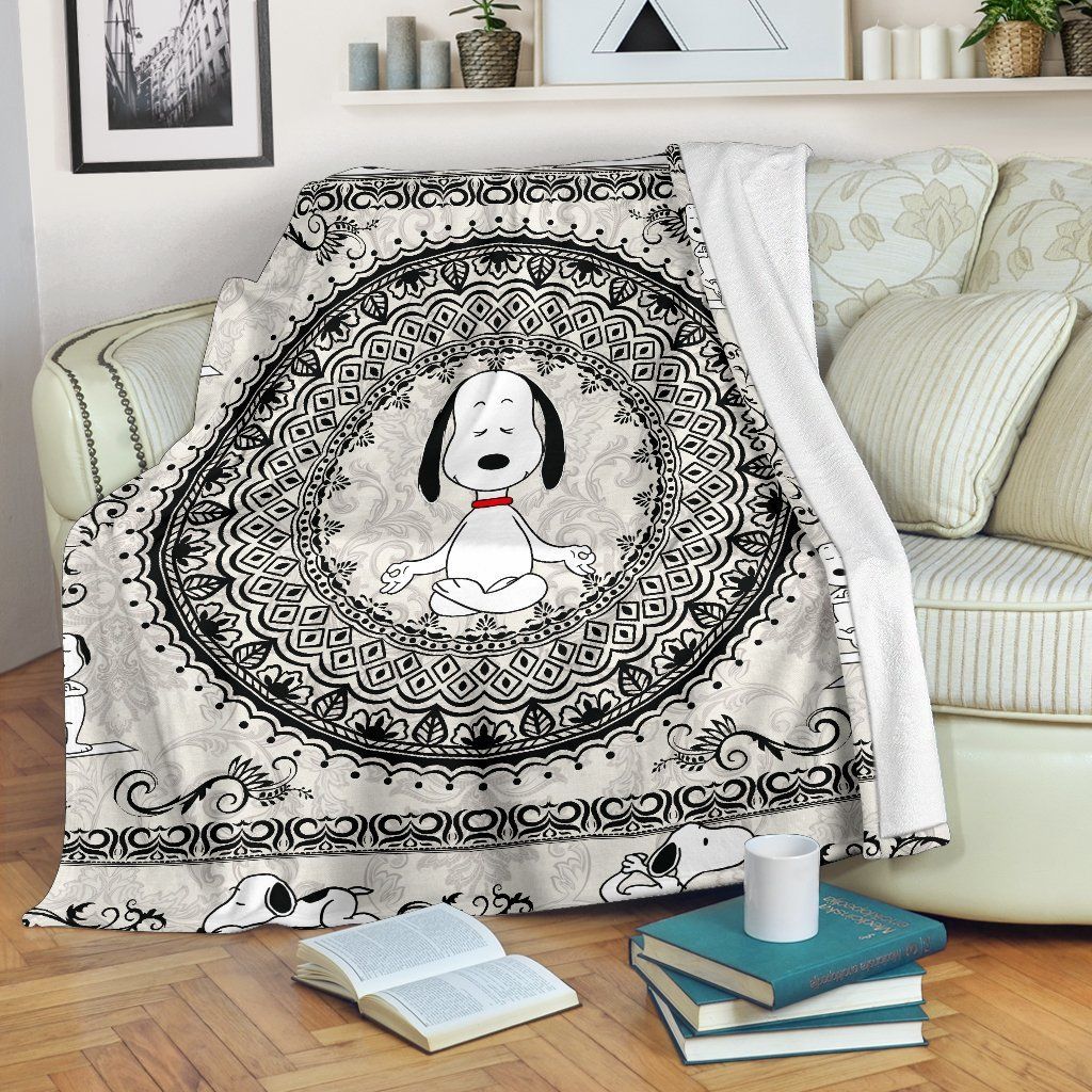 Snoopy doing Yoga brocade motifs Fleece Blanket, Premium Comfy Sofa Throw Blanket Gift H99