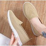 Women's Shoes Knitted Sneakers Ladies Mesh Breathable Slip On Woman Vulcanized Shoes Flats Spring Female Walking Footwear 2021