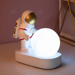 Glowing night light home decoration - Cute Desk Accessories Astronaut Kawaii