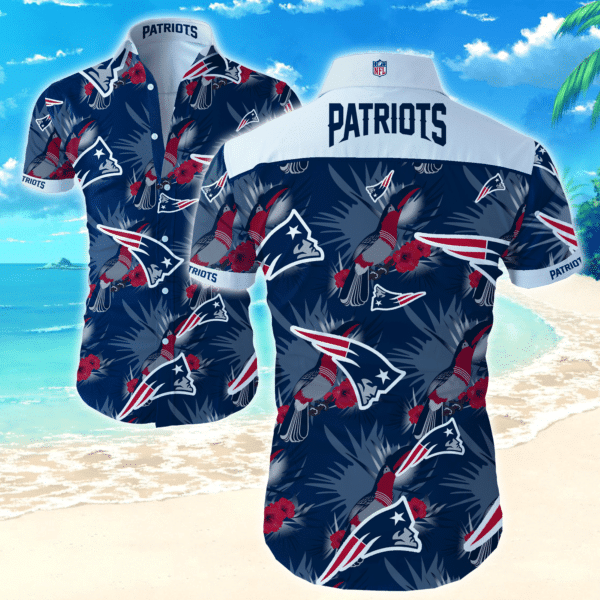New England Patriots Nfl Hawaiian Graphic Print Short Sleeve Hawaiian Shirt  size S - 5XL