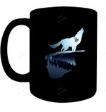 Wolf Howling In Natural Mug